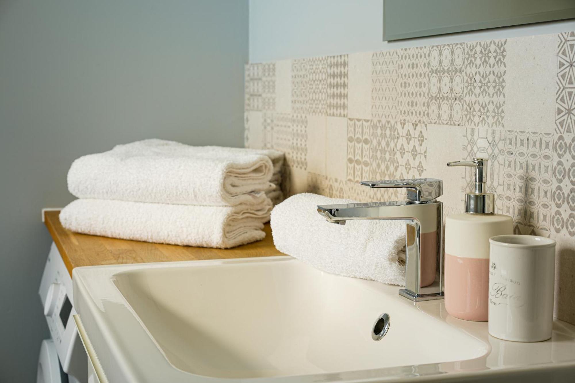 Apartamenty "La Villa" Superior II Z Dwoma Sypialniami, Balkonem, Parkingiem, Blisko Centrum クドヴァ・ズドゥルイ エクステリア 写真