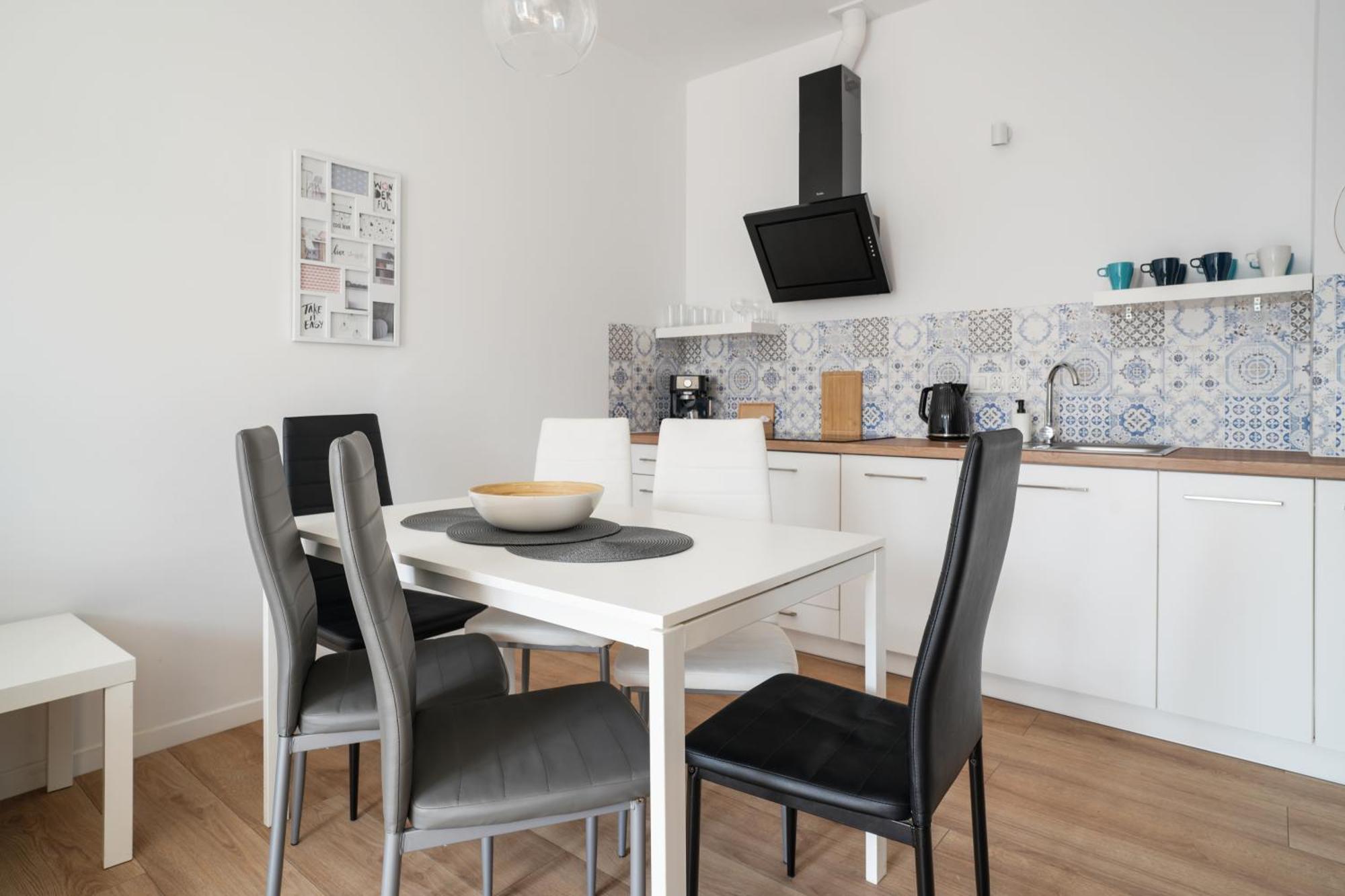 Apartamenty "La Villa" Superior II Z Dwoma Sypialniami, Balkonem, Parkingiem, Blisko Centrum クドヴァ・ズドゥルイ エクステリア 写真